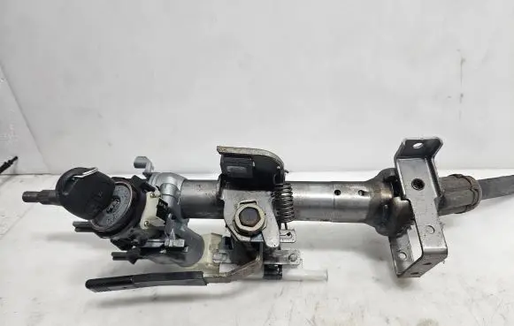 Mitsubishi Grandis Steering wheel axle
