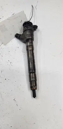 Nissan Qashqai+2 Fuel injector 0445110546