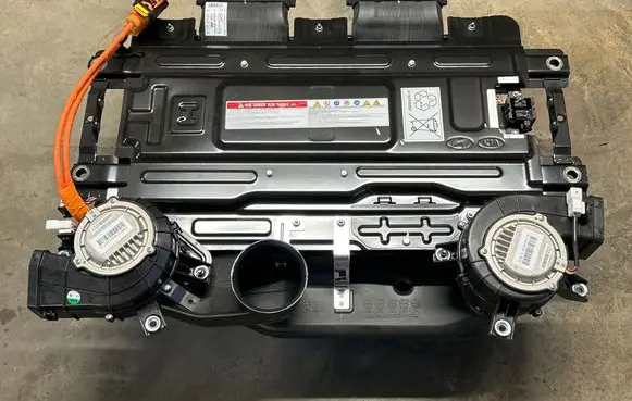 KIA Optima Hybrid / electric car battery 37506A8810 37504A8810