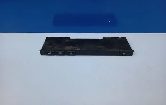 BMW 5 E39 Seat heating switch 61318373718 8373718