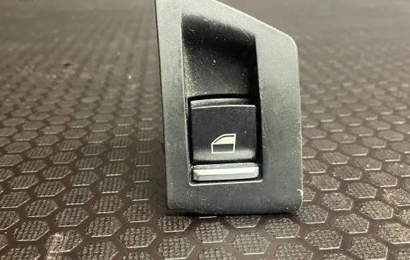 BMW 5 F10 F11 Electric window control switch 9163527 11W03E04 ME03EH00875
