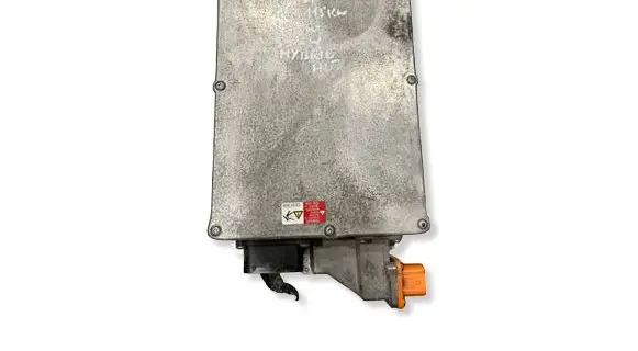 Volkswagen PASSAT B8 Battery charger (optional) 5QE915682AF 10142840