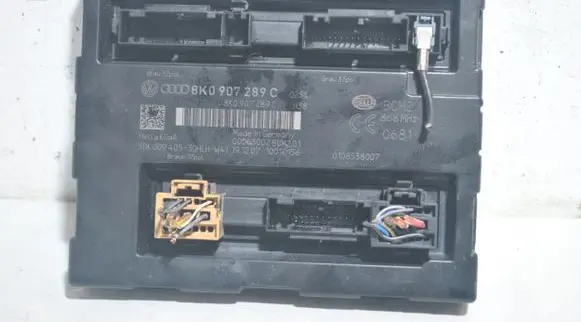 Audi A5 8T 8F Comfort/convenience module 8K0907289C