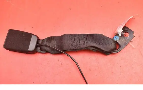 Opel Meriva B Front seatbelt 13285844