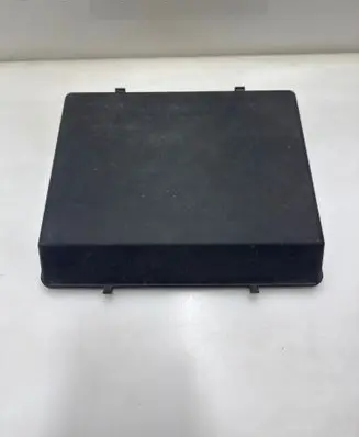 BMW 5 E34 Fuse box cover 1374029
