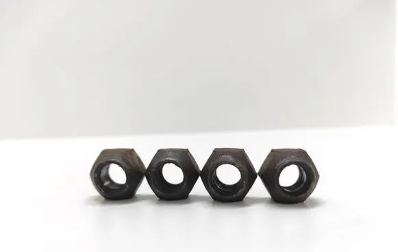 Nissan Tiida C11 Nuts/bolts 