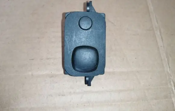 Audi A8 S8 D2 4D Steering wheel adjustment switch 4D0907703A