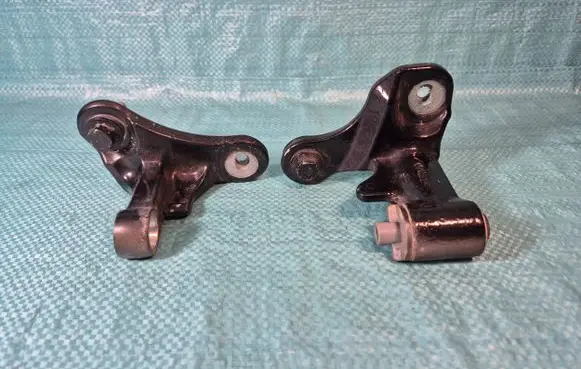 Front door hinge set