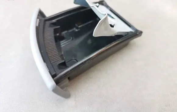 Toyota Previa (XR30, XR40) II Car ashtray 