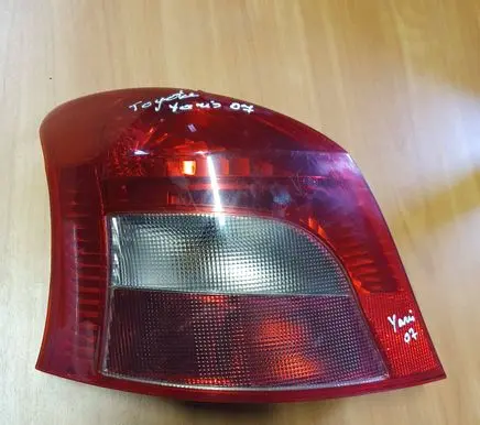 Toyota Yaris Rear/tail lights D-007