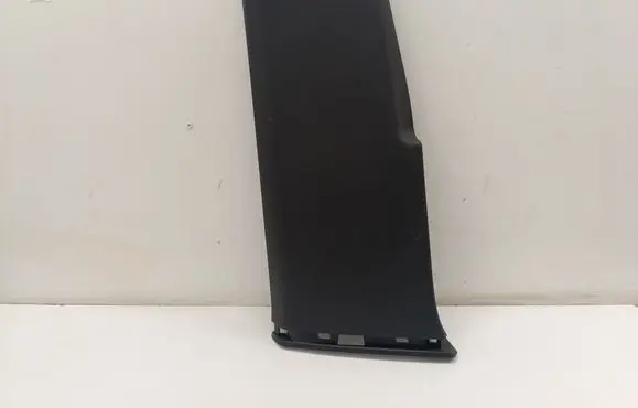 (B) pillar trim (bottom)
