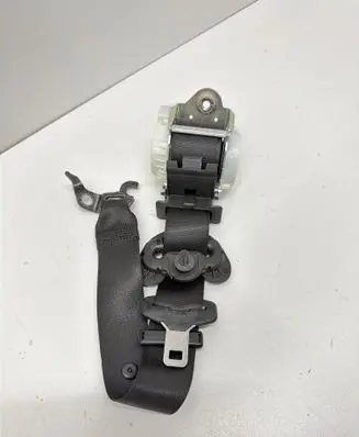 BMW 3 E90 E91 Front seatbelt 34073018A
