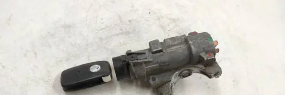 Volkswagen PASSAT B5 Ignition lock 4B0905851