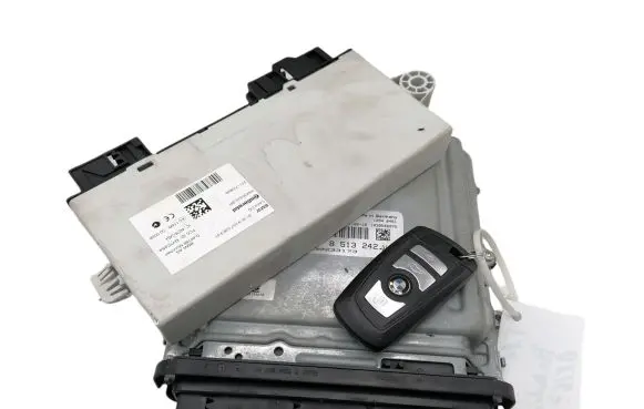 BMW 5 F10 F11 Engine ECU kit and lock set 0281017676 DDE851324201 DDE8513242