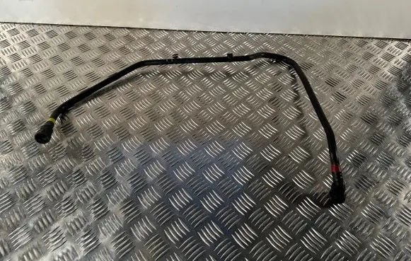 Volvo V60 Engine coolant pipe/hose 31293995