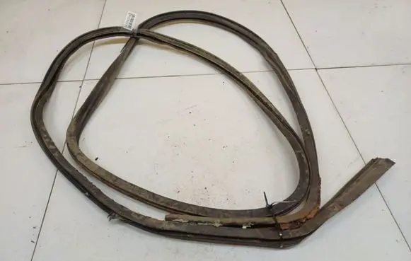 Ford Transit Rubber seal front coupe door