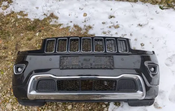 Jeep Grand Cherokee Front bumper