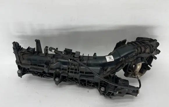 BMW 4 F36 Gran coupe Intake manifold 8513655