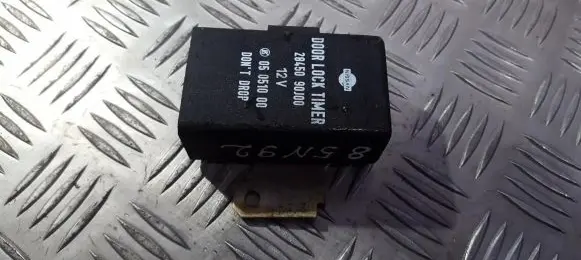 Nissan Primera Door control unit/module 2845090j00 05051000