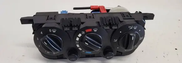Mercedes-Benz A W168 Climate control unit 1688302285 010503