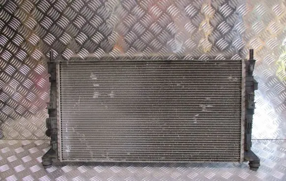 Ford Focus Coolant radiator