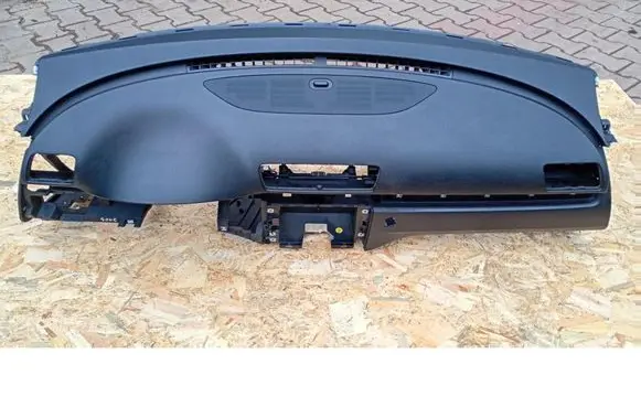 Volkswagen PASSAT B6 Dashboard 3C1357004P