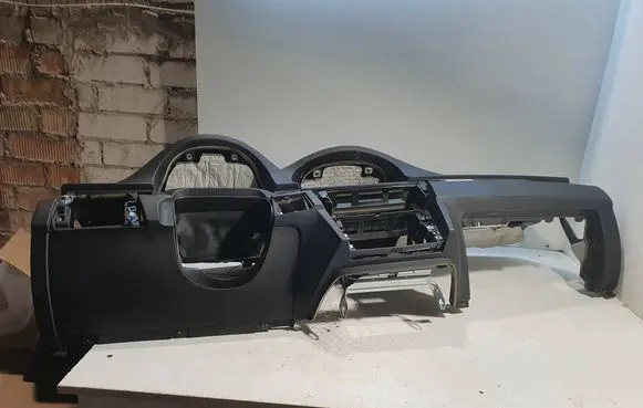 BMW 3 E90 E91 Dashboard 9120325