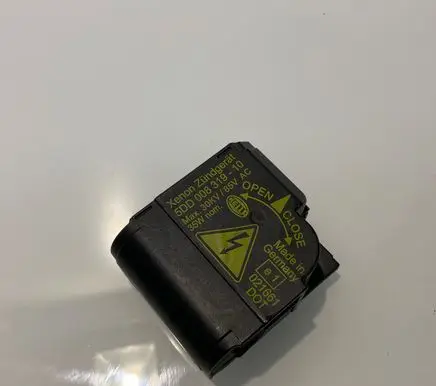 Mercedes-Benz E W211 Headlight ballast module Xenon 5DD00831910