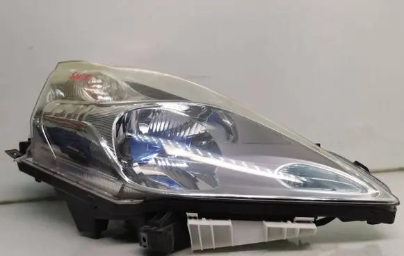 Nissan Leaf I (ZE0) Headlight/headlamp 90029351 260103nl0a