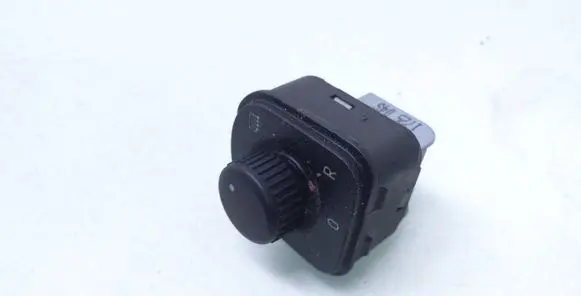 Volkswagen Golf Plus Wing mirror switch 1K0959565G 1775045