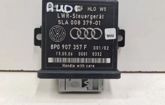 Audi A6 S6 C6 4F Light module LCM 8P0907357F 5LA00837901