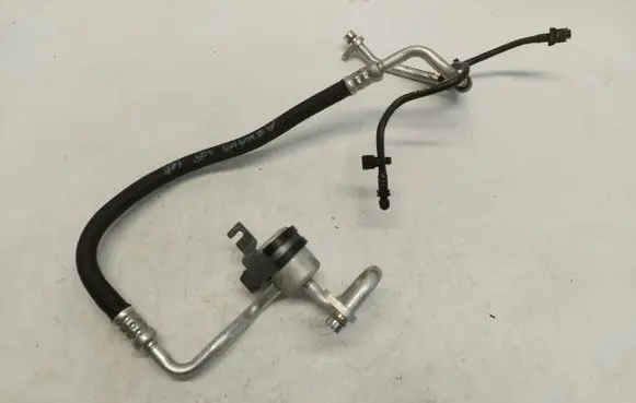 Renault Arkana Air conditioning (A/C) pipe/hose 924901423R