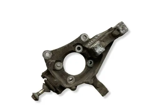 Volvo V70 Front wheel hub 9461944