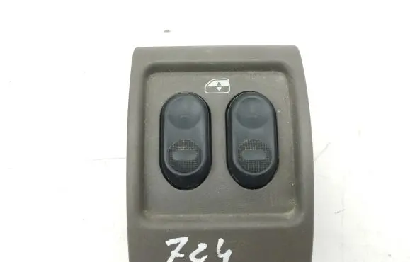 Chrysler PT Cruiser Electric window control switch 0UG381L8AA