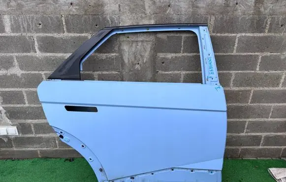 Hyundai Ioniq 5 Rear door 