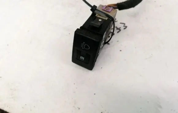 Audi A4 S4 B5 8D Headlight level height control switch 8D0941301