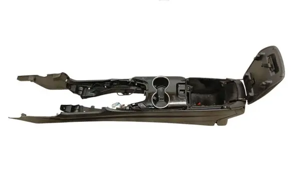 Ford Focus ST Center console ZCUPHOLDERAMI