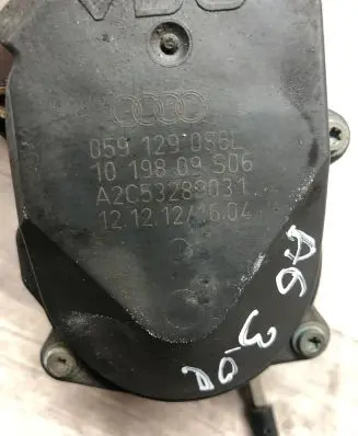 Audi Q7 4L Intake manifold valve actuator/motor 059129086L A2C53289031 1019809S06