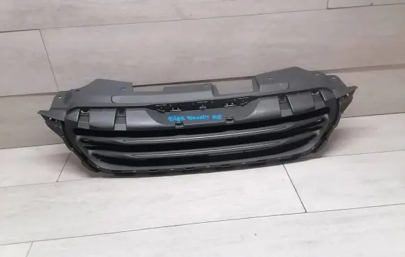 Peugeot 108 Front bumper upper radiator grill 53114-0H020