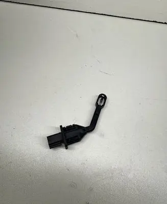 BMW 5 G30 G31 G38 other engine part 105643758 109029X3