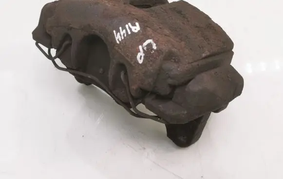 Volkswagen PASSAT B6 Front brake caliper