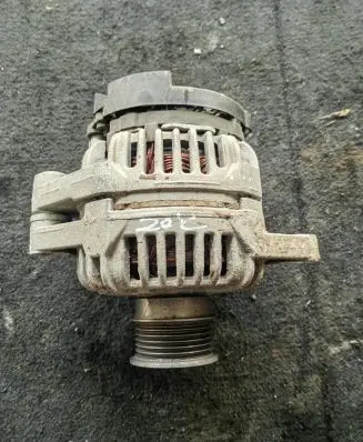 Opel Zafira C Generator/alternator