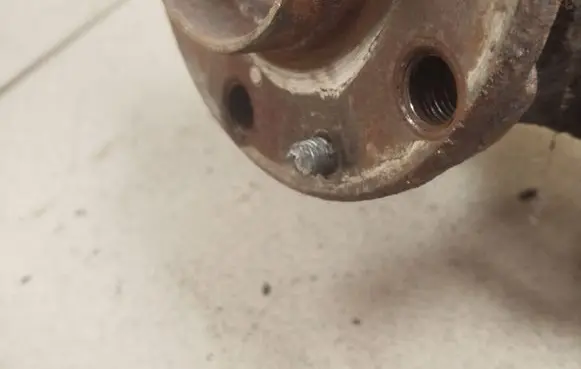 Peugeot Boxer Front wheel hub