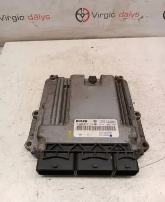 Renault Master III Engine control unit/module 237102265R 1039C566 019110