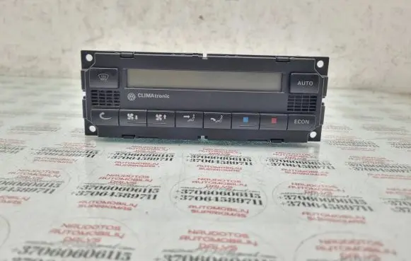 Volkswagen Golf IV Climate control unit