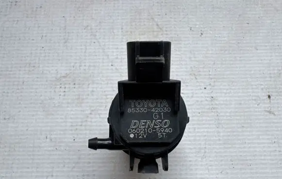 Toyota RAV 4 (XA40) Windscreen/windshield washer pump 8533042030