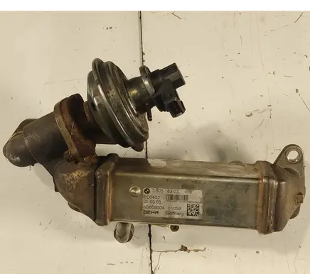 BMW 3 E90 E91 EGR valve cooler 7805189 BD0402 N3659004