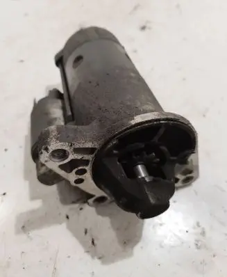 Mazda 6 Starter motor M002T88671