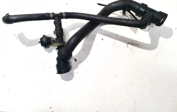 Volkswagen PASSAT B5 Engine coolant pipe/hose 4a0819809