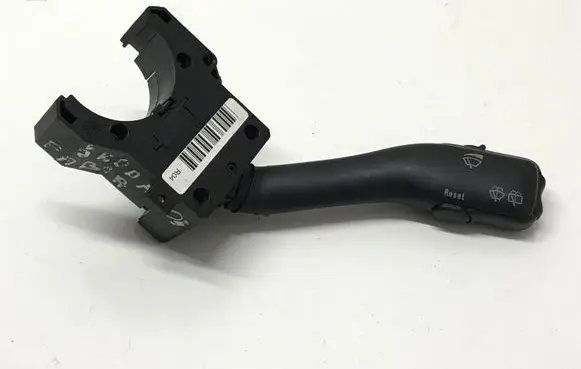 Skoda Fabia Mk1 (6Y) Wiper control stalk CZKO301202032 4BO953503H
